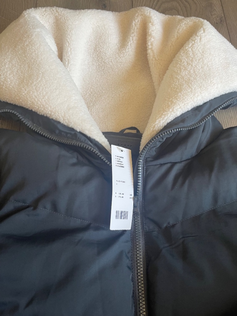 Urban Outfitters Black & Ivory Cropped Puffer Jacket - Picture 7 of 8